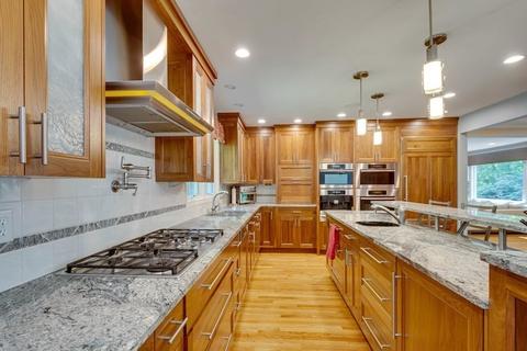 92 Pine St, Needham, MA 02492 photo 12