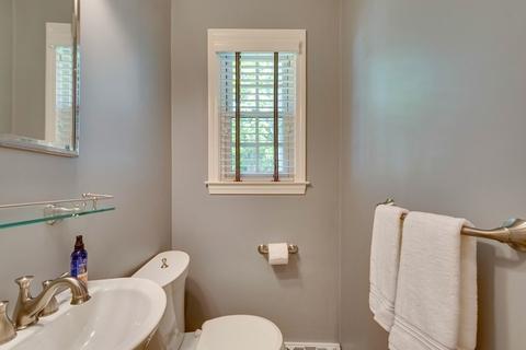 92 Pine St, Needham, MA 02492 photo 25