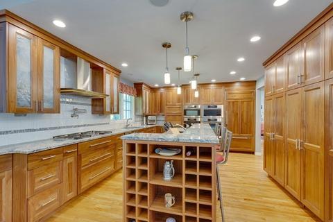 92 Pine St, Needham, MA 02492 photo 11