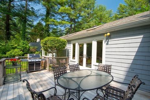92 Pine St, Needham, MA 02492 photo 34