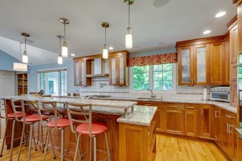 92 Pine St, Needham, MA 02492 photo 10
