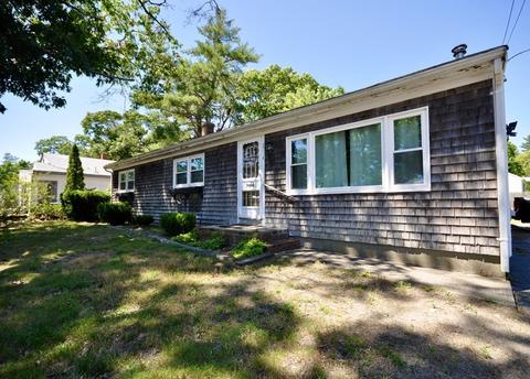 2714 Cranberry Hwy, Wareham, MA 02571 photo 1