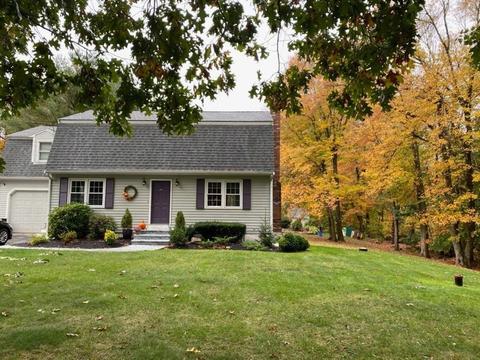 961 Pine St, Raynham, MA 02767 photo 3
