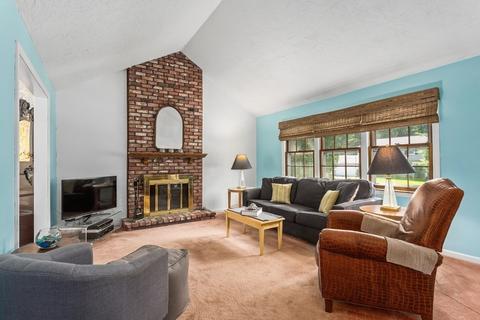 8 Eagle Dr, Franklin, MA 02038 photo 6