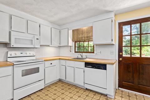 8 Eagle Dr, Franklin, MA 02038 photo 12