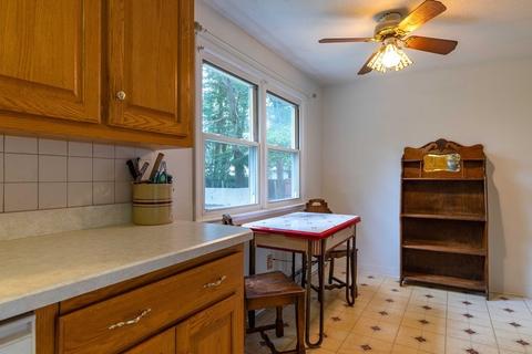 46 Morin Dr, Easthampton, MA 01027 photo 5