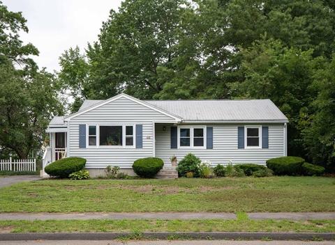 46 Morin Dr, Easthampton, MA 01027 photo 2