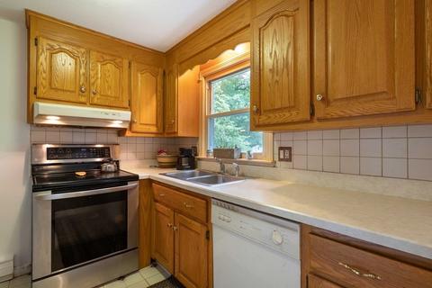 46 Morin Dr, Easthampton, MA 01027 photo 6