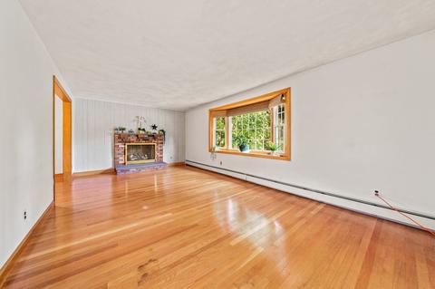 104 West, Reading, MA 01867 photo 10