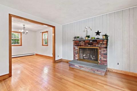 104 West, Reading, MA 01867 photo 9