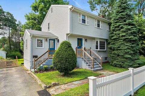 104 West, Reading, MA 01867 photo 1