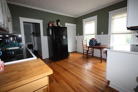 46 Butler St, Worcester, MA 01607 photo 5