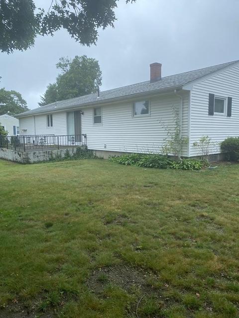32 Jules St, Fall River, MA 02720 photo 2