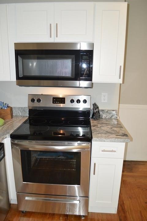 36 Upton St, Northbridge, MA 01534 photo 4