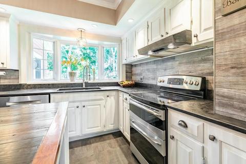 23 Walton Ln, Wakefield, MA 01880 photo 16