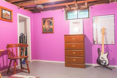24 Price St, Springfield, MA 01104 photo 13