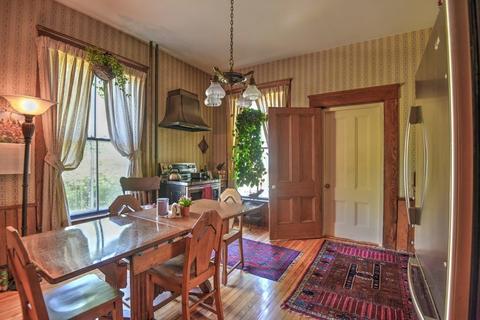 105 Centre St, Danvers, MA 01923 photo 2