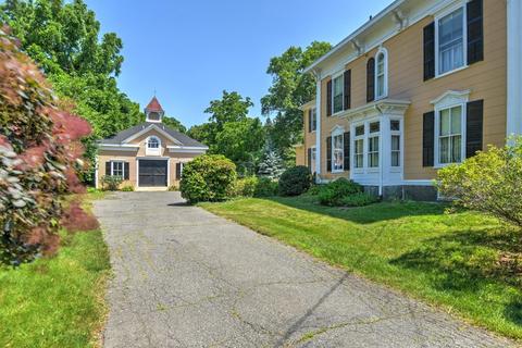 105 Centre St, Danvers, MA 01923 photo 39