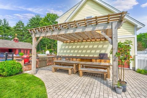 467 West St, Reading, MA 01867 photo 7