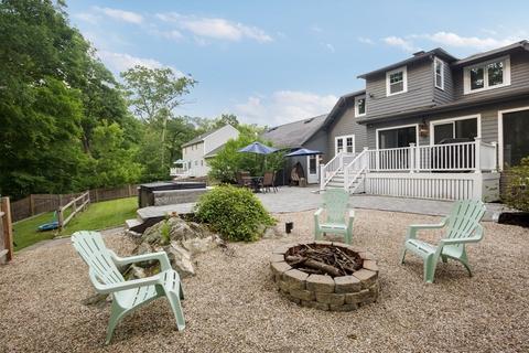 202 Locust St, Danvers, MA 01923 photo 25