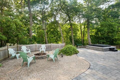 202 Locust St, Danvers, MA 01923 photo 22