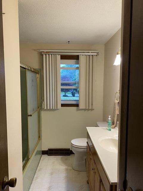 996 Elsbree, Fall River, MA 02720 photo 4