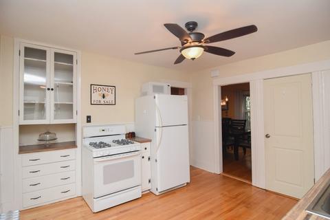 8 Stratfield St, Worcester, MA 01604 photo 15