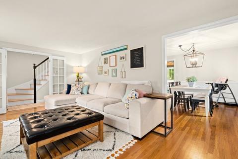 51 Bancroft Ave, Reading, MA 01867 photo 2