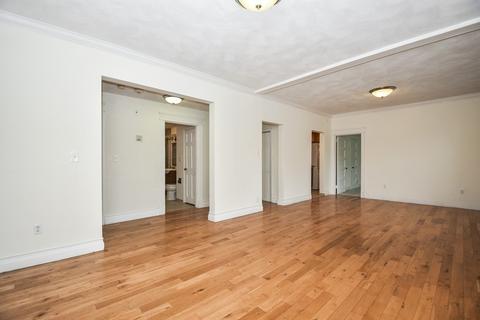 4 Chatham Pl #2, Worcester, MA 01609 photo 10