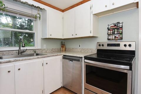 9 Chapel Rd, Danvers, MA 01923 photo 10