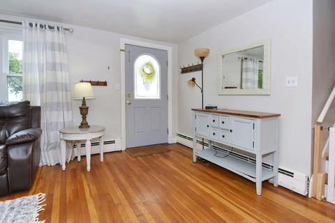 9 Chapel Rd, Danvers, MA 01923 photo 3