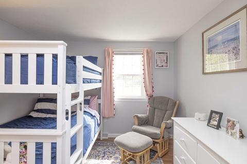 215 Dailey Dr, Franklin, MA 02038 photo 18
