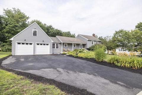 215 Dailey Dr, Franklin, MA 02038 photo 3