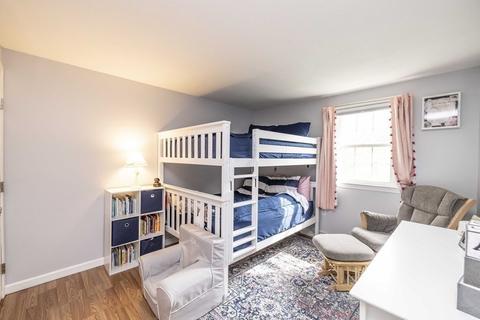 215 Dailey Dr, Franklin, MA 02038 photo 17