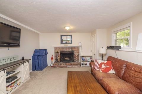 215 Dailey Dr, Franklin, MA 02038 photo 24