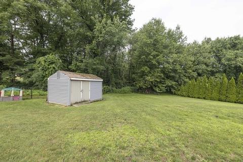 215 Dailey Dr, Franklin, MA 02038 photo 37