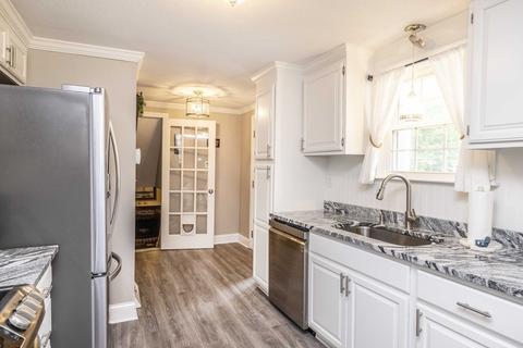 215 Dailey Dr, Franklin, MA 02038 photo 6