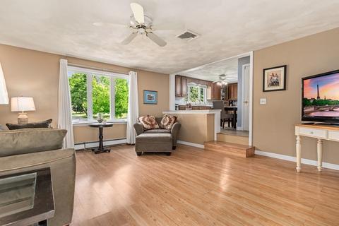 8 Spring Ln, Saugus, MA 01906 photo 19