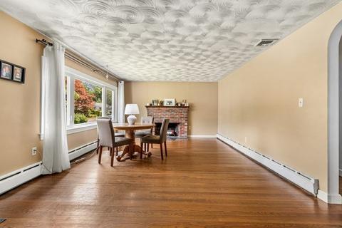 8 Spring Ln, Saugus, MA 01906 photo 6