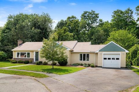 8 Spring Ln, Saugus, MA 01906 photo 3