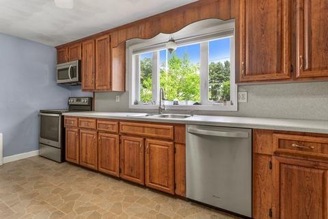 8 Spring Ln, Saugus, MA 01906 photo 15