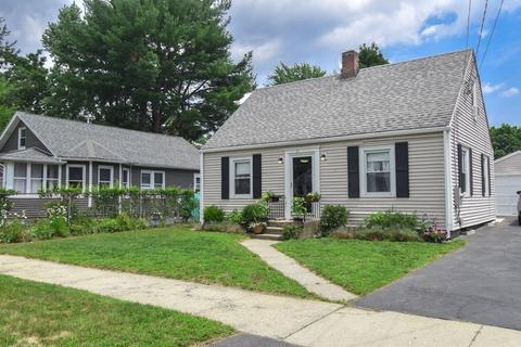 17 Waldorf St, Springfield, MA 01109 photo 1