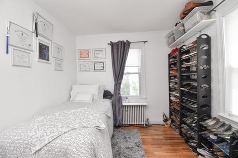 17 Waldorf St, Springfield, MA 01109 photo 19