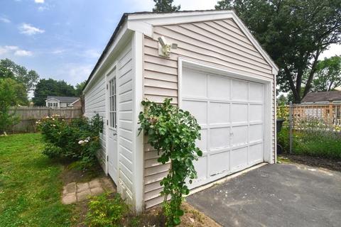 17 Waldorf St, Springfield, MA 01109 photo 39