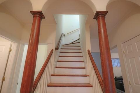 657 Broadway, Everett, MA 02149 photo 9