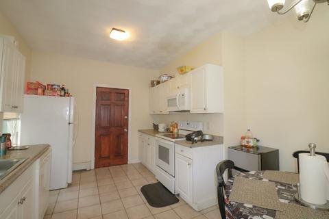 657 Broadway, Everett, MA 02149 photo 16