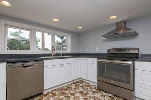 60 Centennial Ave, Gloucester, MA 01930 photo 21