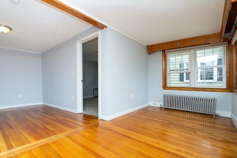 60 Centennial Ave, Gloucester, MA 01930 photo 3