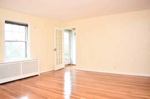 147 Millbrook St, Worcester, MA 01605 photo 4