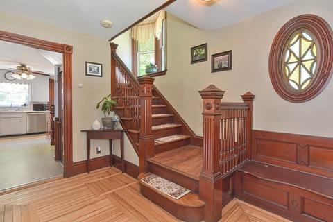 4 Elm St, Upton, MA 01568 photo 7